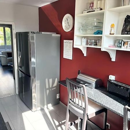 Appartement Confort Avec Balcon - Champigny Exterior foto